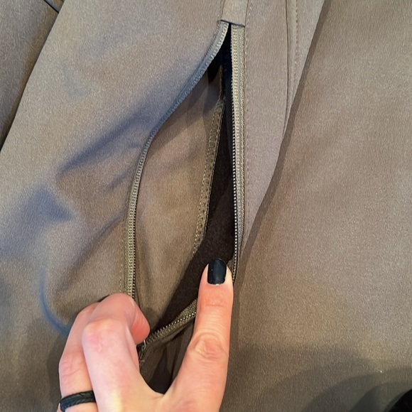 Men’s Water & Windproof Jacket NWT - Picture 5 of 9